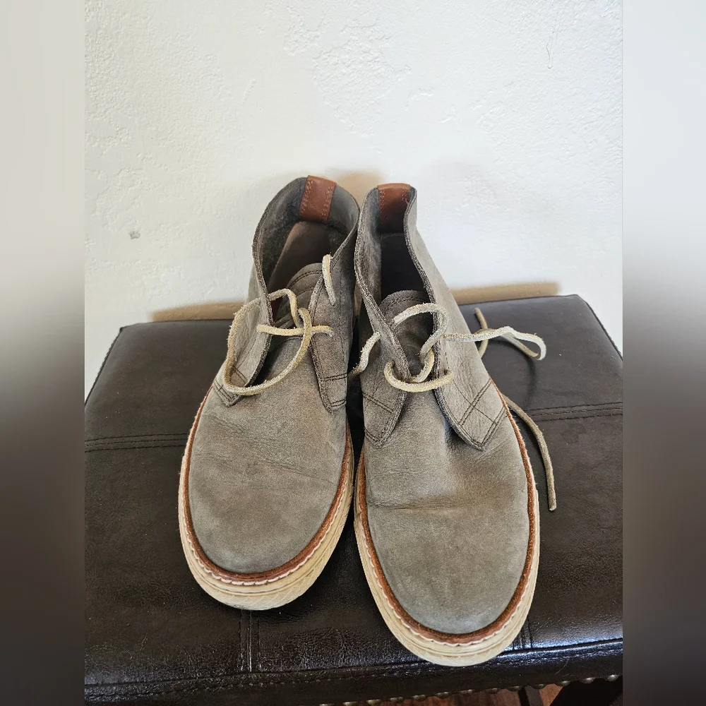 Frye Essex Gray Leather Chukka Smart Casual Preppy British Aristocrate Boots Sz9